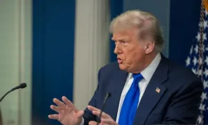 Trump Mengultimatum Iran Agar Menerima Kesepakatan atau Hadapi Lebih Banyak Pemboman