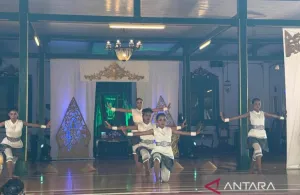 Melestarikan Wayang Wong Lewat Pementasan di Keraton Kacirebonan
