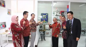 Hibah Ratusan Buku Berbahasa Korea Menarik Minat Warga ke Perpusnas