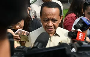 Menteri ESDM Sebut Diversifikasi Energi Penting saat Pasokan Global Tak Menentu  