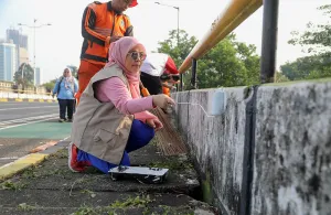 Polusi Jakarta Tak Kunjung Usai, DPRD DKI Tagih Janji Trotoar Steril dan Nyaman