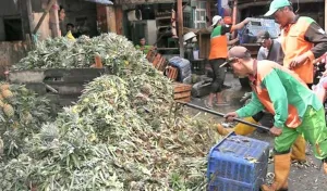 Ratusan Pedagang Pasar Angke Jakbar Diwajibkan Pilah Sampah