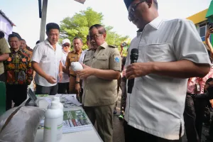 Sampah Sayur di Pasar Kramat Jati Kini Bisa Jadi Pupuk Cair dalam Hitungan Jam