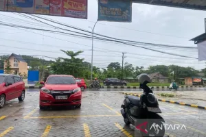 BMKG Prakirakan Sebagian Wilayah Indonesia Hujan Lebat hingga Sangat Lebat pada Selasa
