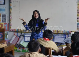 Kabar Baik buat Guru Jakarta! DPRD Kawal Perubahan Aturan TKD Agar Lebih Adil