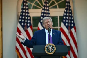 Trump Ajak Taipan Papan Atas, Elon Musk dan Tim Cook ke Tiongkok