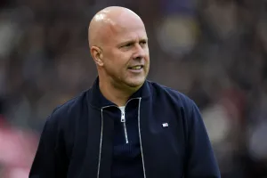 Arne Slot Buka Suara soal Masa Depannya Bersama Liverpool