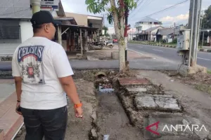 Mengatasi Genangan Air Saat Hujan dengan Membenahi Drainase