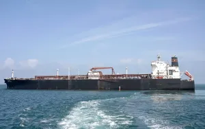 Tanker Jepang Sukses Lewati Selat Hormuz Bebas Tarif Tol