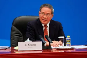 PM Tiongkok Rangkul CEO Raksasa AS
