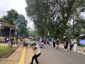 Ragunan Dipadati Wisatawan Berbagai Daerah Saat Libur Panjang