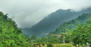 BPBD Evakuasi Pendaki yang Jatuh ke Jurang 40 meter di Gunung Muria