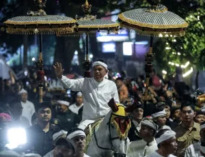 Kirab Milangkala Tatar Sunda Jadi Momentum Penguatan Budaya dan Penataan Kota di Jawa Barat
