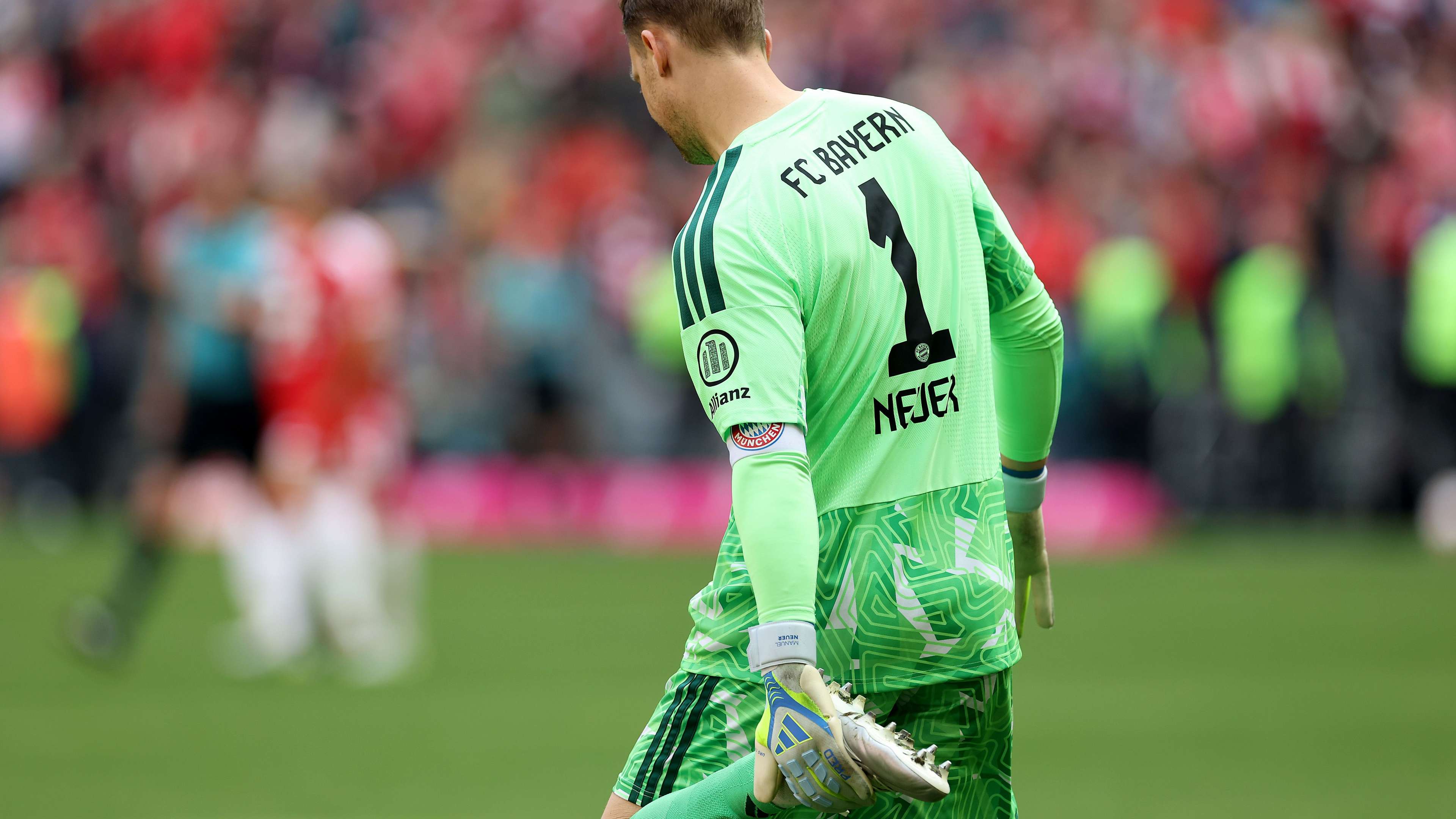 Neuer Cedera Lagi, Bayern Cemas Jelang Final Piala Jerman
