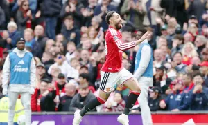 Old Trafford Bergetar, Hujan 5 Gol Lawan Forest Sukses Antar Manchester United Kunci Posisi 3 Besar