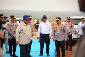 Presiden Prabowo dan Kapolri Panen Raya Jagung Nasional di Tuban