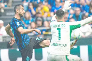 Bikin Malu Juara Serie A, Inter Milan Kena 'Prank' Tim Degradasi di Menit Berdarah 90+1