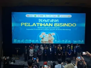 OJK Jabar Latih “Frontliner” Bank Bahasa Isyarat demi Perkuat Akses Keuangan Inklusif