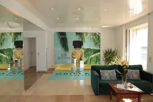    Oriflame Cannes 2026 Hadirkan Glam Studio untuk Talenta Film dan Fashion Dunia