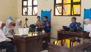 Disdukcapil Kabupaten Bekasi Jemput Bola Rekam KTP Elektronik ke Sekolah dan Desa