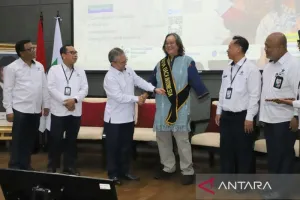 Perpusnas Kukuhkan Gol A Gong Jadi Duta Baca 2026 Perkuat Literasi