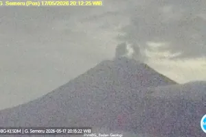 Status Gunung Semeru Mei 2026: Tetap Level III Siaga, Ini Rekomendasi Radius Bahayanya