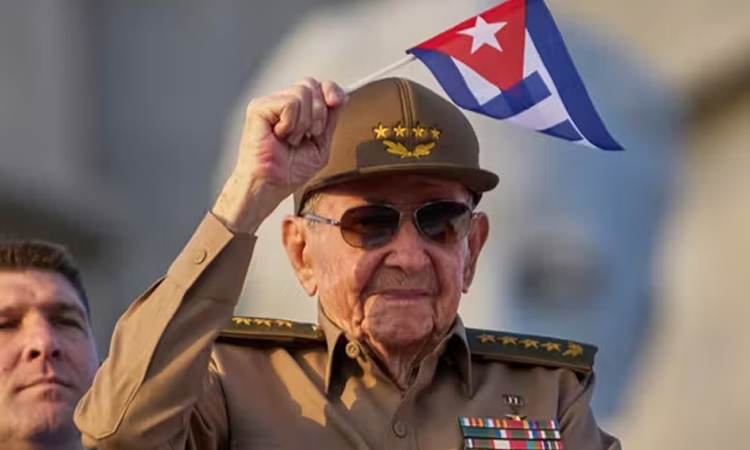 AS Mendakwa Mantan Pemimpin Kuba Raul Castro dengan Tuduhan Konspirasi Pembunuhan Warga AS 