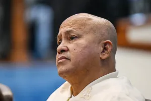 Filipina Perintahkan Penangkapan Senator Buronan yang Dicari ICC