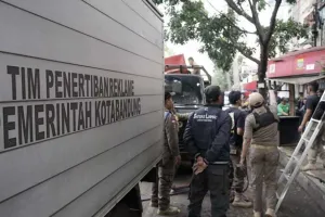 Penertiban PKL di Kawasan Cicadas Berjalan dengan Humanis