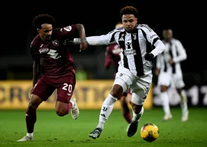Serie A: Juventus Dibayangi Mimpi Buruk, Tiket Liga Champions Ditentukan di Derby Turin