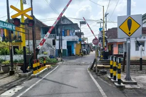 Puluhan Perlintasan Sebidang di Malang Dibersihkan demi Jalur Lebih Aman