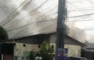 Kebakaran Hari Ini di Pinang Ranti, 20 Personel Damkar Dikerahkan