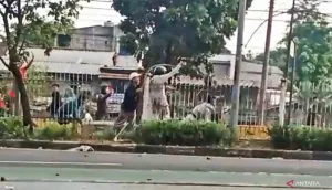 Kesaksian Warga yang Terimbas Tawuran di Klender Jaktim, Sebabkan Macet 2 km Lebih
