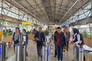 H-1 Idul Adha 2026, KAI Daop Jakarta Berangkatkan 38.666 Penumpang 