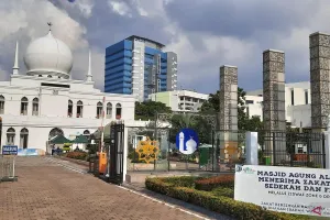 Masjid Al-Azhar Siapkan Rekayasa Lokasi Shalat Idul Adha Bila Hujan
