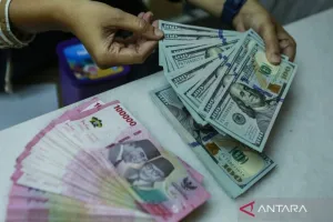 Rupiah Melemah Seiring Permintaan Aset 'Safe Haven' Meningkat