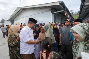 Pemprov Jawa Tengah Salurkan Sapi Kurban 906 Kg kepada Warga Huntara Tegal