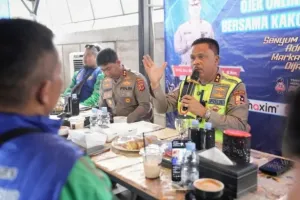 Kakorlantas Ajak Seluruh Jajaran Dirlantas Bangun Kedekatan dengan Sopir Ojol