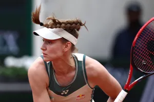 Roland Garros: Djokovic Selamat dari Perlawanan Royer, Rybakina Tersingkir