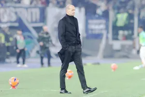 Hanya Selang Beberapa Hari Usai Dipecat AC Milan, Massimiliano Allegri Dikabarkan Sepakat Latih Klub Rival!