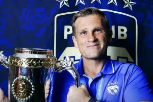 Igor Tolic Gantikan Bojan Hodak sebagai Pelatih Kepala Persib Bandung