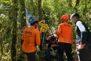 Pendaki WNA Tersesat di Gunung Batukaru Bpendaki WNA tersesat di Gunung Batukaru Bali
