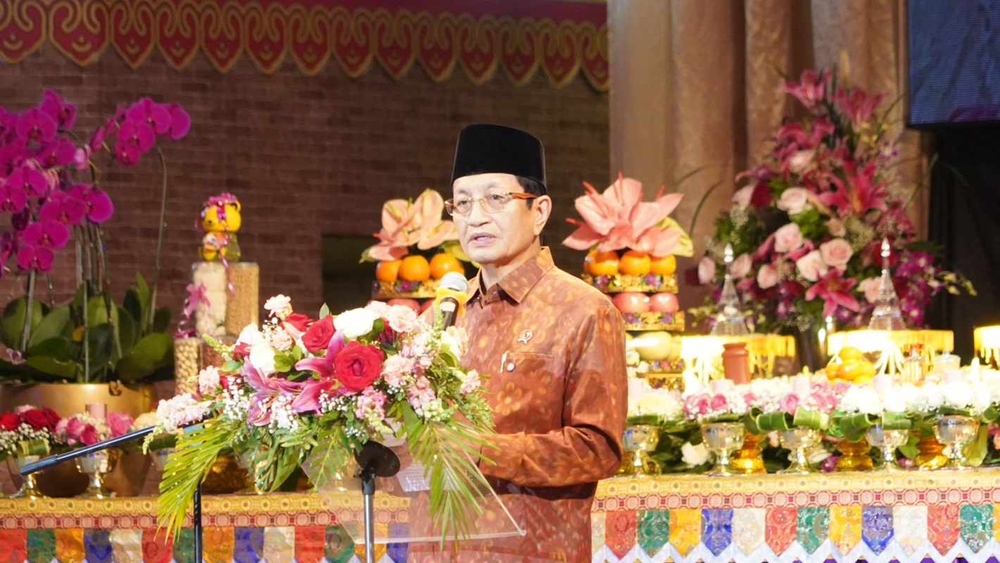 Menag Nasaruddin Umar Ucapkan Selamat Hari Tri Suci Waisak, Ajak Umat Buddha Tebarkan Kebajikan