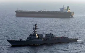 Militer AS Tembaki Kapal Gambia karena Melanggar Blokade Selat Hormuz