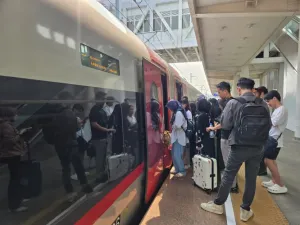 Penumpang “Whoosh” Diprediksi Capai 20 Ribu pada Arus Balik Long Weekend