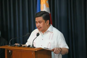Polisi Filipina Tangkap Senator Estrada