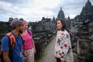 Prambanan Bersolek Sambut Musim Liburan, Menpar Cek Kesiapan Destinasi