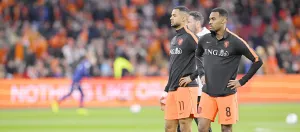 Belanda Mengukur Kekuatan Lawan Aljazair