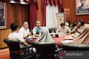 Menjadikan Pegiat Lingkungan Sebagai Mitra Pembangunan Daerah