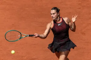 Roland Garros: Sabalenka Singkirkan Naomi Osaka, Berrettini Melaju ke Perempat Final